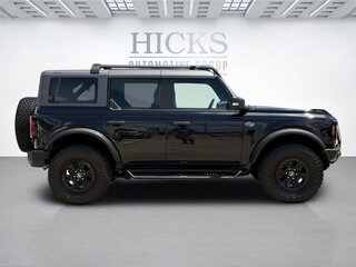 2022 Ford Bronco Wildtrak — photo 4