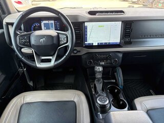2022 Ford Bronco Wildtrak — photo 12