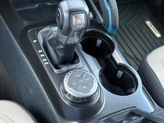2022 Ford Bronco Wildtrak — photo 16