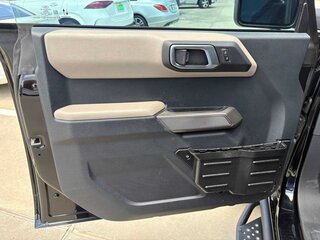 2022 Ford Bronco Wildtrak — photo 13