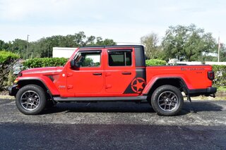 2022 Jeep Gladiator Overland 4x4 — photo 2