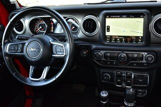 2022 Jeep Gladiator Overland 4x4 — photo 10