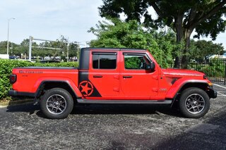 2022 Jeep Gladiator Overland 4x4 — photo 7