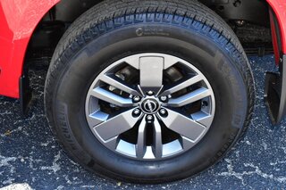 2025 Nissan Frontier Crew Cab 4x2 SV — photo 8