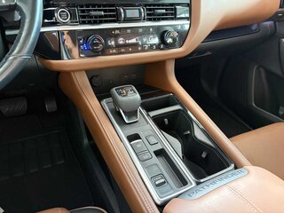 2024 Nissan Pathfinder Platinum — photo 16