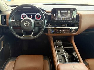 2024 Nissan Pathfinder Platinum — photo 12
