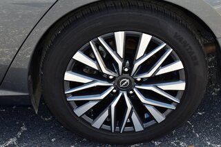 2025 Nissan Altima SV FWD — photo 8