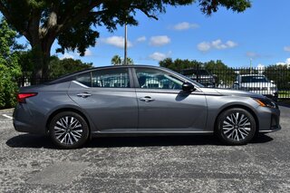 2025 Nissan Altima SV FWD — photo 7