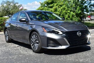 2025 Nissan Altima SV FWD — photo 6