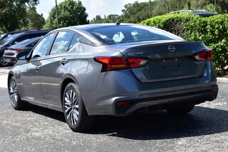 2025 Nissan Altima SV FWD — photo 3