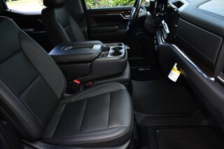 2023 Chevrolet Silverado 1500 2WD Crew Cab 147" LT — photo 12