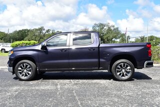 2023 Chevrolet Silverado 1500 2WD Crew Cab 147" LT — photo 2