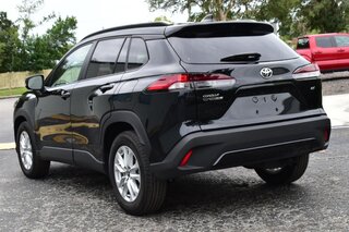 2026 Toyota Corolla Cross LE 2WD (Natl) — photo 3