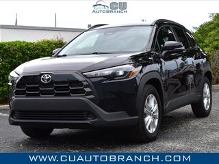 2026 Toyota Corolla Cross LE 2WD (Natl) — photo 1