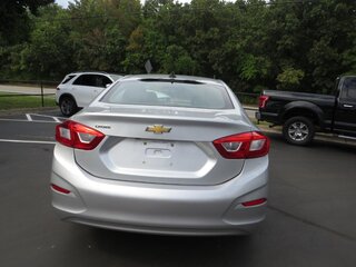 2017 Chevrolet Cruze 4dr Sdn 1.4L LS w/1SB — photo 8