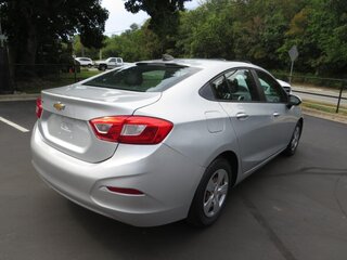 2017 Chevrolet Cruze 4dr Sdn 1.4L LS w/1SB — photo 7