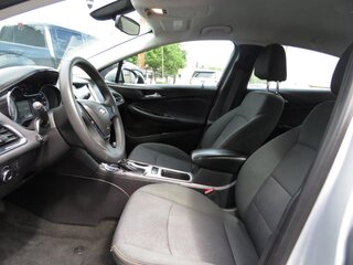 2017 Chevrolet Cruze 4dr Sdn 1.4L LS w/1SB — photo 12