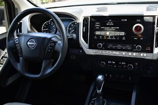 2025 Nissan Frontier Crew Cab 4x2 SV — photo 11