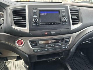 2019 Honda Ridgeline Sport — photo 13