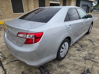 2014 Toyota Camry LE — photo 4
