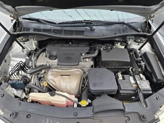 2014 Toyota Camry LE — photo 14