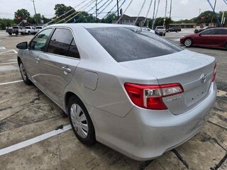 2014 Toyota Camry LE — photo 5