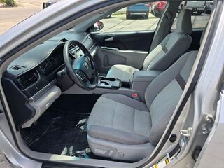 2014 Toyota Camry LE — photo 6