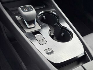 2026 Nissan Rogue SV — photo 17