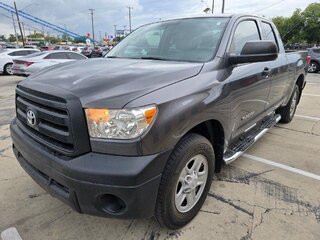 2013 Toyota Tundra Grade 4.6L V8 — photo 1