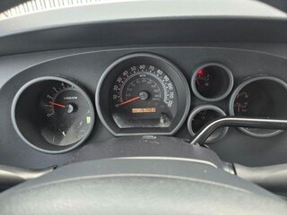 2013 Toyota Tundra Grade 4.6L V8 — photo 13