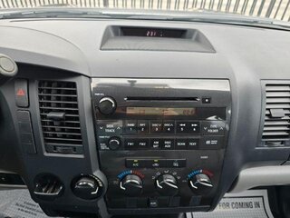2013 Toyota Tundra Grade 4.6L V8 — photo 12