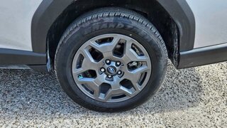2026 Subaru Outback Premium — photo 9