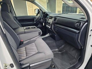 2019 Toyota Tundra SR 5.7L V8 | SR5 5.7L V8 | Limited 5.7L V8 — photo 7