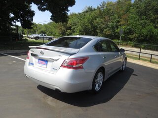 2013 Nissan Altima 4dr Sdn I4 2.5 SL — photo 6