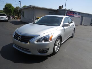 2013 Nissan Altima 4dr Sdn I4 2.5 SL — photo 3
