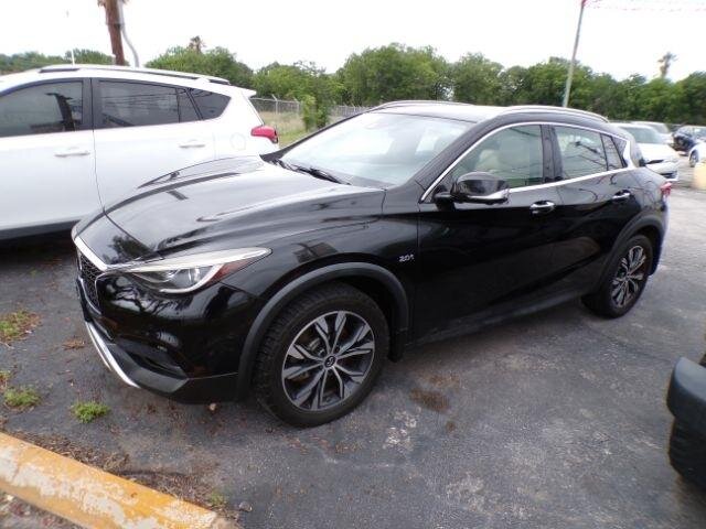 2019 Infiniti QX30 ESSENTIAL