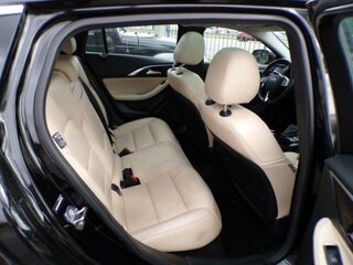 2019 Infiniti QX30 ESSENTIAL — photo 4