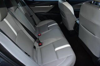 2026 Toyota Camry SE (Natl) — photo 9
