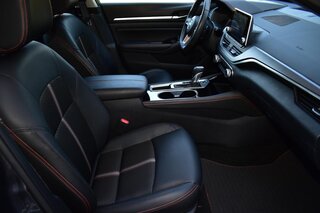 2024 Nissan Altima 2.5 SR Sedan — photo 12
