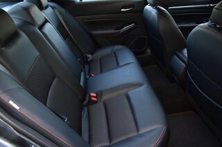 2024 Nissan Altima 2.5 SR Sedan — photo 11