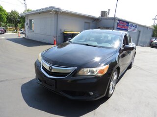 2013 Acura ILX 4dr Sdn 2.0L Tech Pkg — photo 2