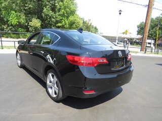 2013 Acura ILX 4dr Sdn 2.0L Tech Pkg — photo 8