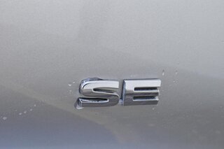 2025 Mitsubishi Outlander SE FWD — photo 8