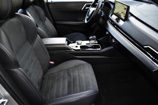 2025 Mitsubishi Outlander SE FWD — photo 12