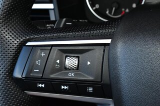 2025 Mitsubishi Outlander SE FWD — photo 24