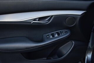 2022 Infiniti QX50 LUXE AWD — photo 16