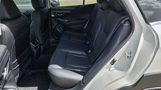 2025 Subaru Outback Touring XT — photo 11