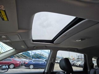 2011 Honda CR-V EX-L — photo 6