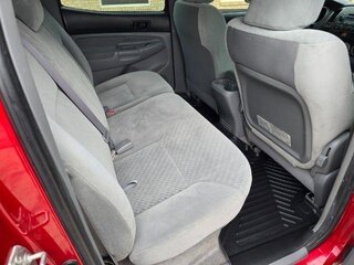 2009 Toyota Tacoma PreRunner V6 — photo 9