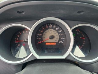 2009 Toyota Tacoma PreRunner V6 — photo 11